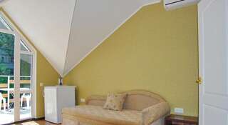 Гостиница Guest House on Chkalova 79 Феодосия-1